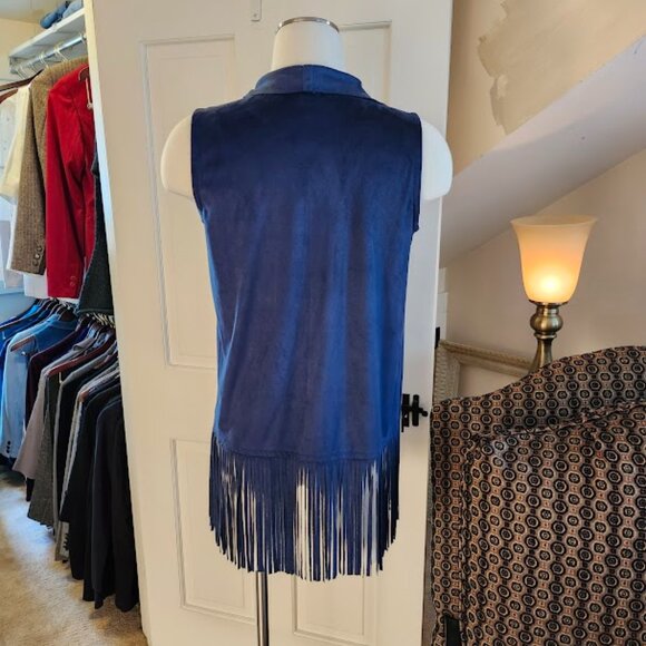 Design History Vest - Picture 8 of 8